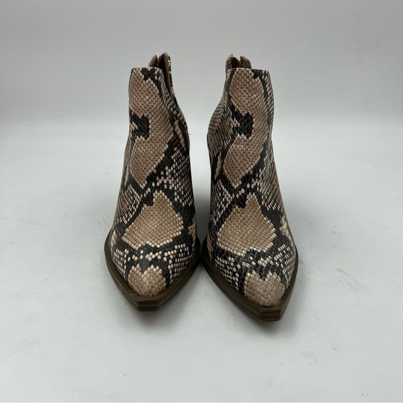 Vince Camuto Leather Snake Print Gigietta Ankle Bootie Size 5.5 - Picture 4 of 11
